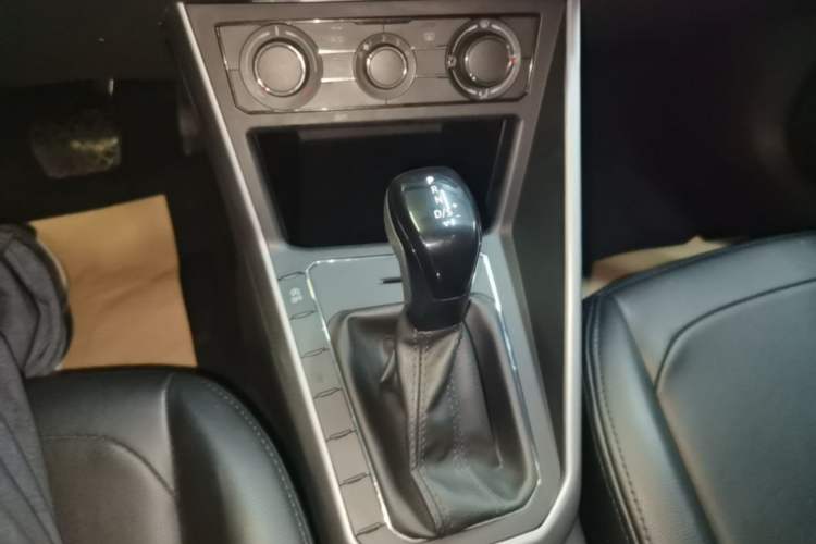 Used Volkswagen Polo 2019 Plus 1.5L Automatic Panoramic Enjoyment Edition Gear Lever