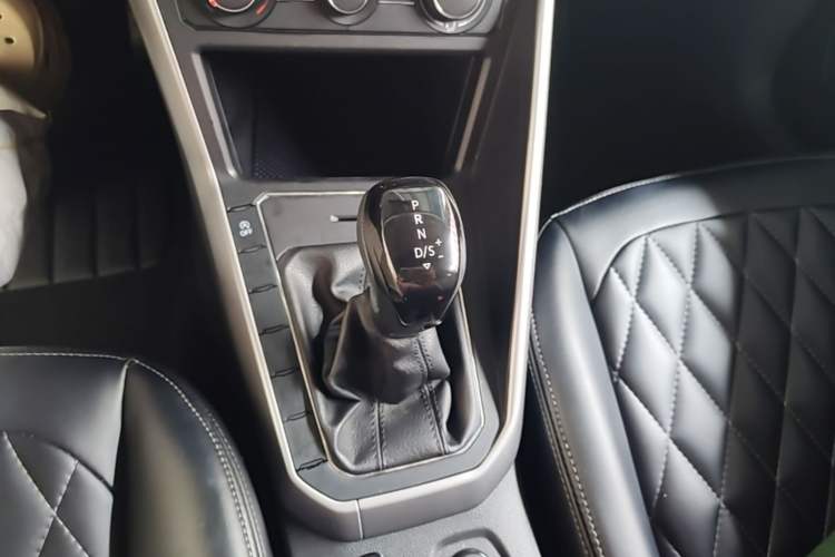 Used Volkswagen Polo 2019 Plus 1.5L Automatic Panoramic Enjoyment Edition Gear Lever