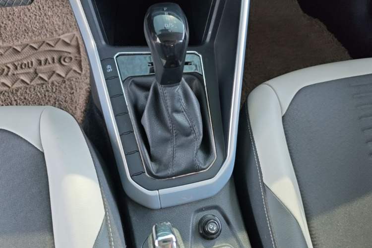 Used Volkswagen Polo 2019 Plus 1.5L Automatic Colorful Technology Edition Gear Lever
