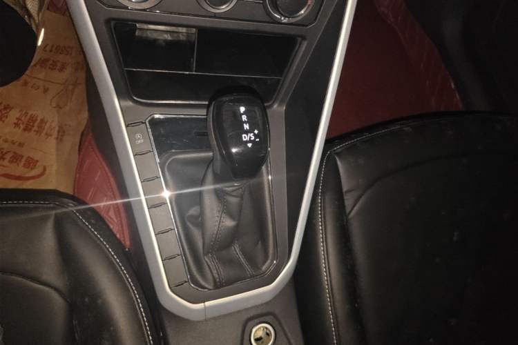 Used Volkswagen Polo 2019 Plus 1.5L Automatic Panoramic Enjoyment Edition Gear Lever