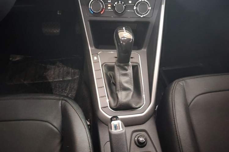 Used Volkswagen Polo 2019 Plus 1.5L Automatic Panoramic Enjoyment Edition Gear Lever