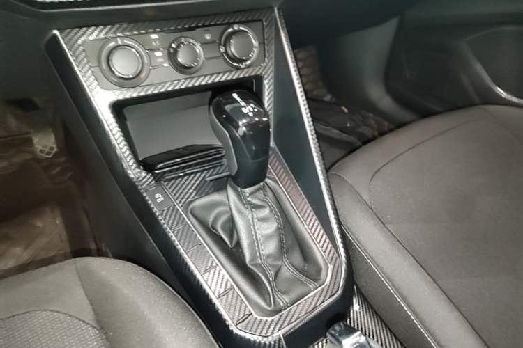 Used Volkswagen Polo 2019 Plus 1.5L Automatic Panoramic Enjoyment Edition Gear Lever