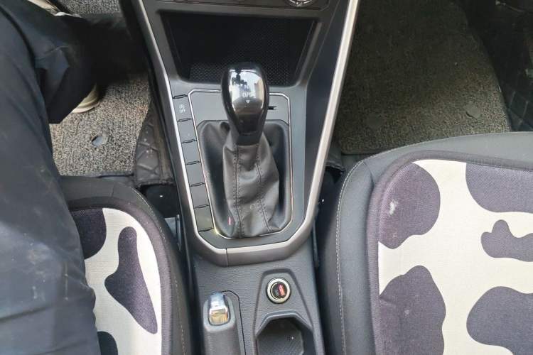Used Volkswagen Polo 2019 Plus 1.5L Automatic Panoramic Enjoyment Edition Gear Lever