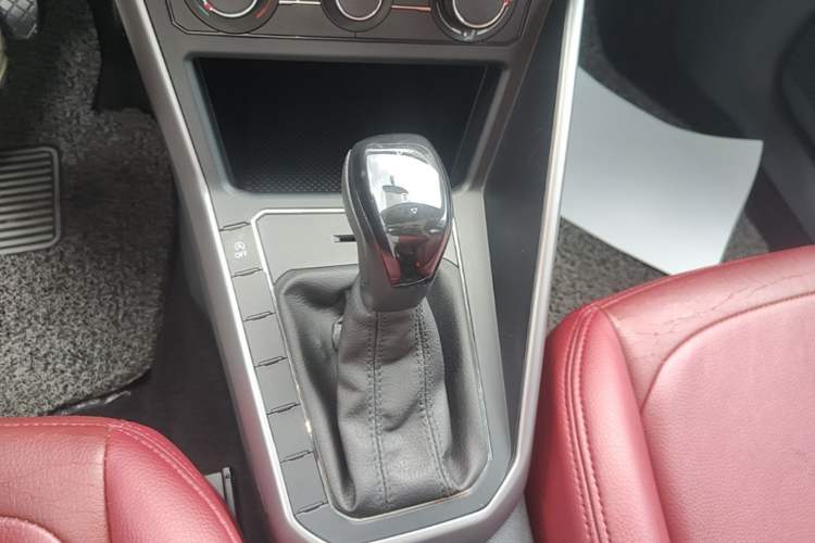 Used Volkswagen Polo 2019 Plus 1.5L Automatic Panoramic Enjoyment Edition Gear Lever