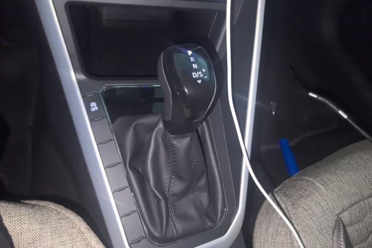 Used Volkswagen Polo 2019 Plus 1.5L Automatic Colorful Technology Edition Gear Lever
