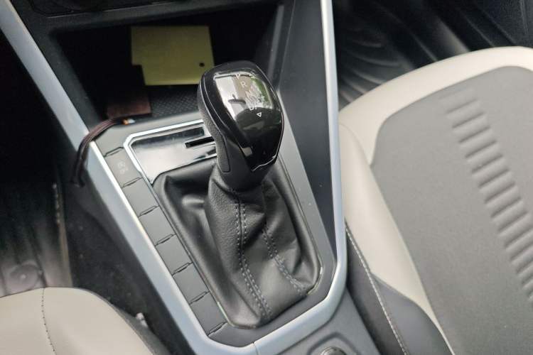 Used Volkswagen Polo 2019 Plus 1.5L Automatic Colorful Technology Edition Gear Lever