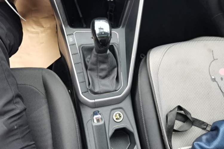 Used Volkswagen Polo 2019 Plus 1.5L Automatic Panoramic Enjoyment Edition Gear Lever