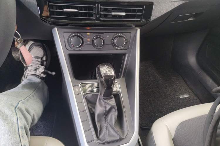 Used Volkswagen Polo 2019 Plus 1.5L Automatic Colorful Technology Edition Gear Lever