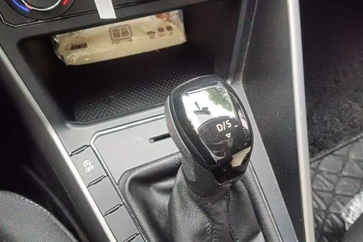 Used Volkswagen Polo 2019 Plus 1.5L Automatic Panoramic Enjoyment Edition Gear Lever