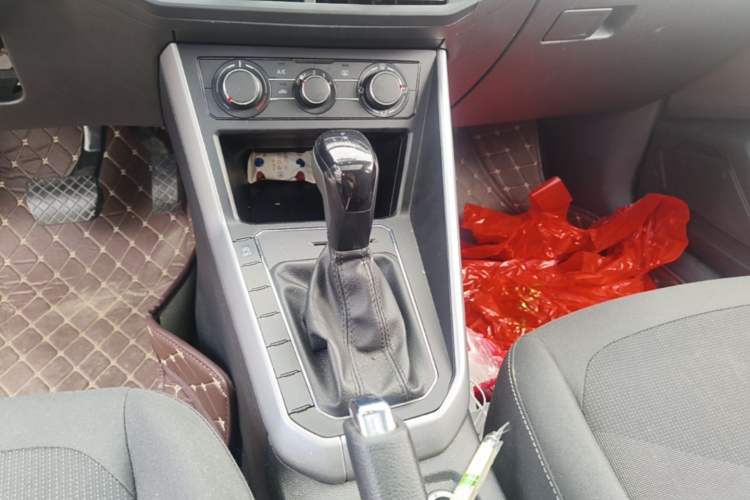Used Volkswagen Polo 2019 Plus 1.5L Automatic Panoramic Enjoyment Edition Gear Lever