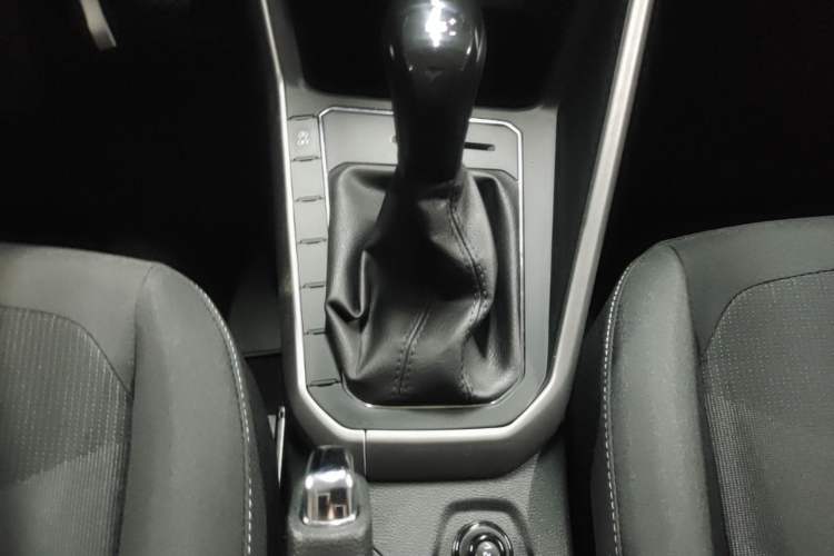 Used Volkswagen Polo 2019 Plus 1.5L Automatic Panoramic Enjoyment Edition Gear Lever