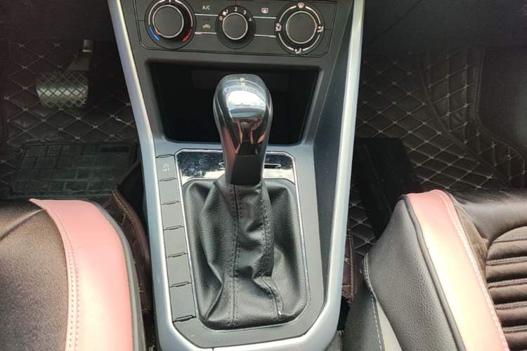 Used Volkswagen Polo 2019 Plus 1.5L Automatic Colorful Technology Edition Gear Lever