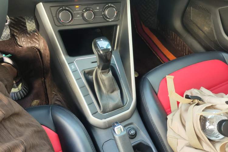 Used Volkswagen Polo 2019 Plus 1.5L Automatic Panoramic Enjoyment Edition Gear Lever