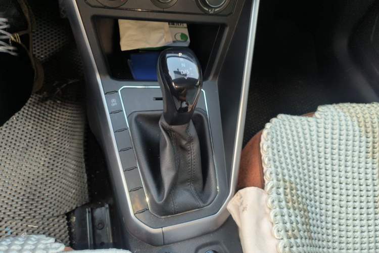 Used Volkswagen Polo 2019 Plus 1.5L Automatic Panoramic Enjoyment Edition Gear Lever