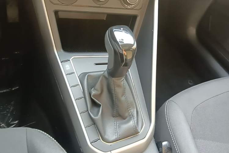 Used Volkswagen Polo 2019 Plus 1.5L Automatic Panoramic Enjoyment Edition Gear Lever