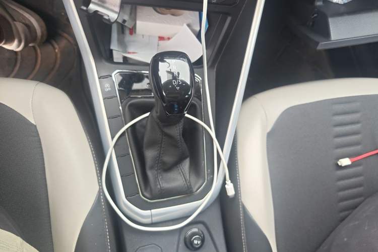 Used Volkswagen Polo 2019 Plus 1.5L Automatic Colorful Technology Edition Gear Lever