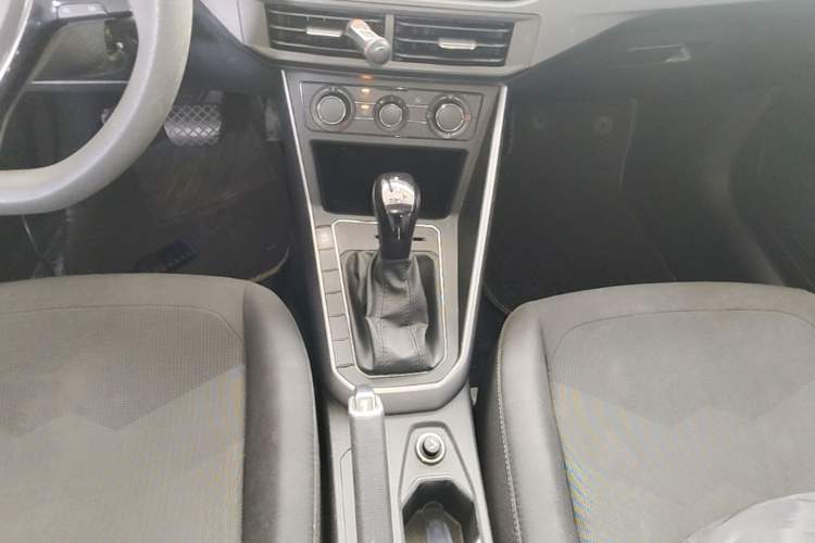 Used Volkswagen Polo 2019 Plus 1.5L Automatic Panoramic Enjoyment Edition Gear Lever