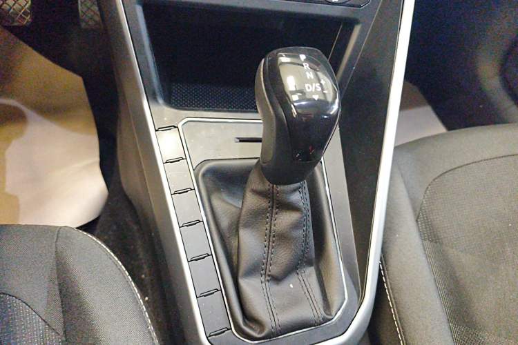 Used Volkswagen Polo 2019 Plus 1.5L Automatic Panoramic Enjoyment Edition Gear Lever