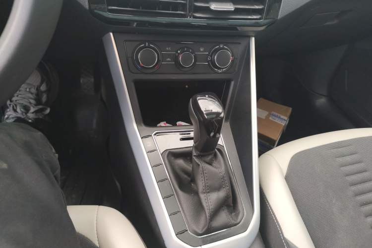 Used Volkswagen Polo 2019 Plus 1.5L Automatic Colorful Technology Edition Gear Lever