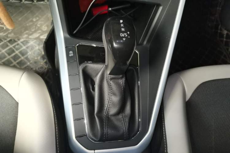 Used Volkswagen Polo 2019 Plus 1.5L Automatic Colorful Technology Edition Gear Lever