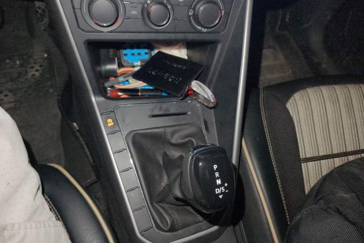Used Volkswagen Polo 2019 Plus 1.5L Automatic Panoramic Enjoyment Edition Gear Lever