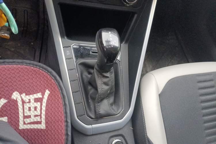 Used Volkswagen Polo 2019 Plus 1.5L Automatic Colorful Technology Edition Gear Lever