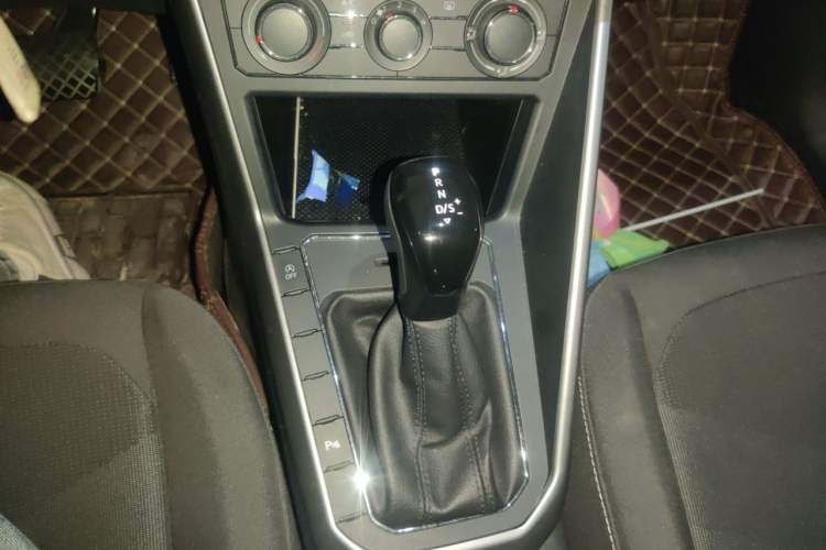 Used Volkswagen Polo 2019 Plus 1.5L Automatic Panoramic Enjoyment Edition Gear Lever