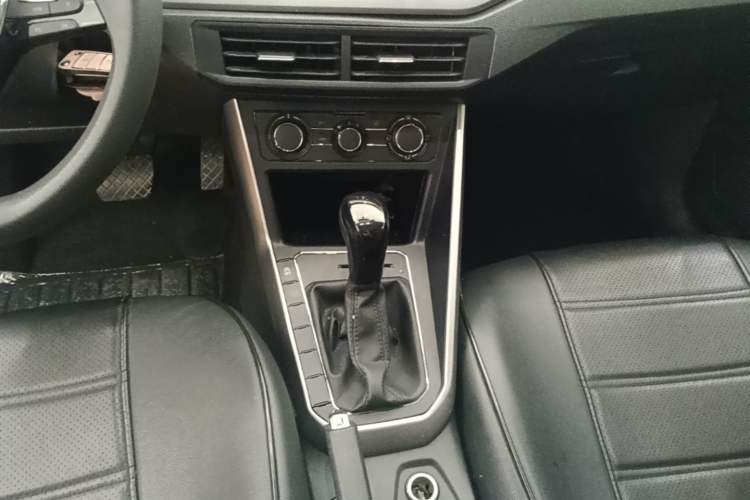 Used Volkswagen Polo 2019 Plus 1.5L Automatic Panoramic Enjoyment Edition Gear Lever