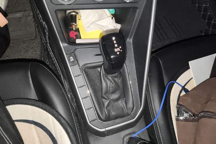 Used Volkswagen Polo 2019 Plus 1.5L Automatic Panoramic Enjoyment Edition Gear Lever