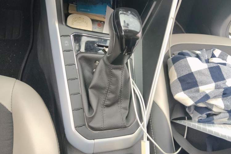 Used Volkswagen Polo 2019 Plus 1.5L Automatic Colorful Technology Edition Gear Lever