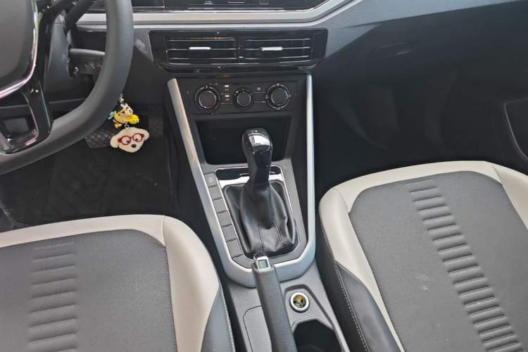 Used Volkswagen Polo 2019 Plus 1.5L Automatic Colorful Technology Edition Gear Lever