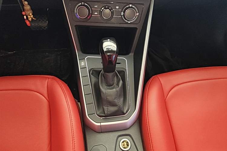 Used Volkswagen Polo 2019 Plus 1.5L Automatic Panoramic Enjoyment Edition Gear Lever