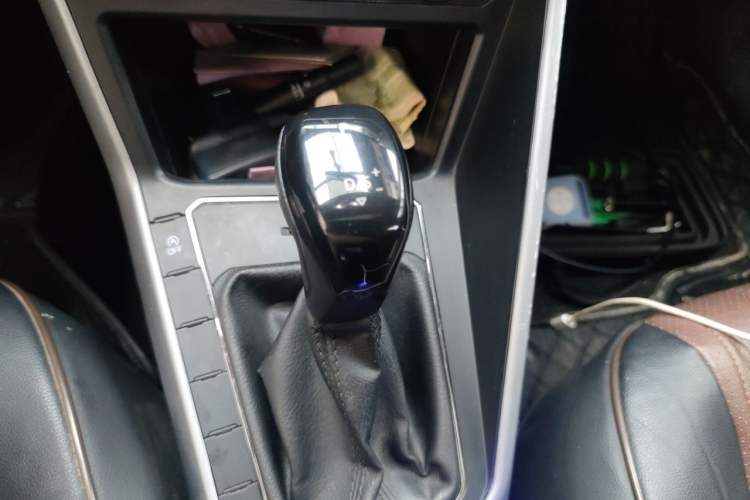 Used Volkswagen Polo 2019 Plus 1.5L Automatic Panoramic Enjoyment Edition Gear Lever