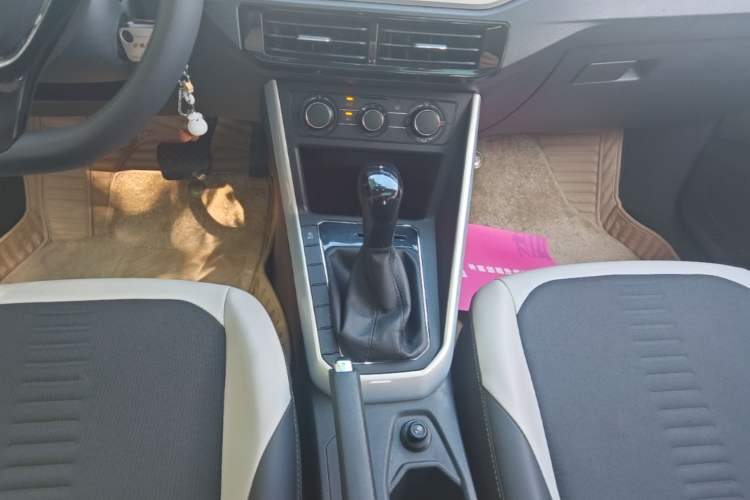 Used Volkswagen Polo 2019 Plus 1.5L Automatic Colorful Technology Edition Gear Lever