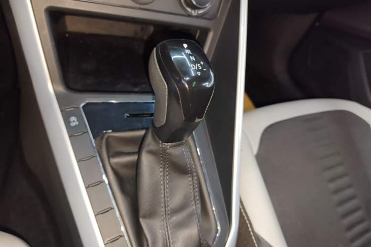 Used Volkswagen Polo 2019 Plus 1.5L Automatic Colorful Technology Edition Gear Lever