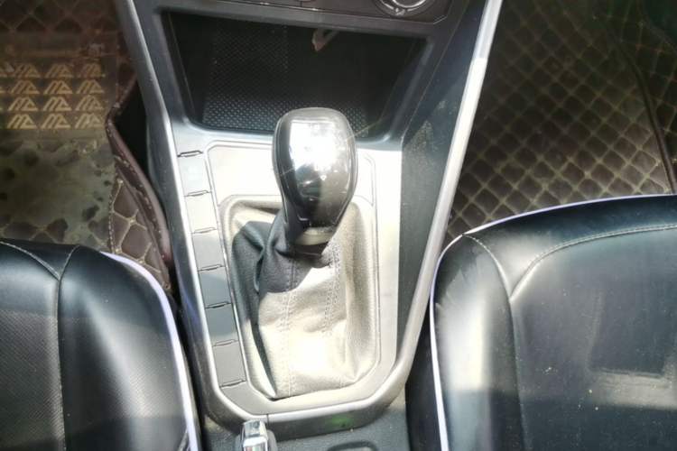Used Volkswagen Polo 2019 Plus 1.5L Automatic Panoramic Enjoyment Edition Gear Lever