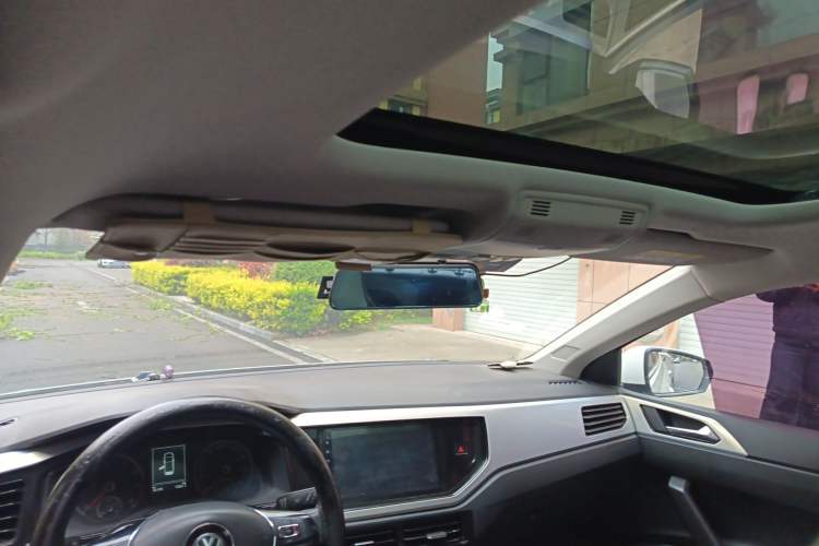 Used Volkswagen Polo 2019 Plus 1.5L Automatic Colorful Technology Edition Headliner