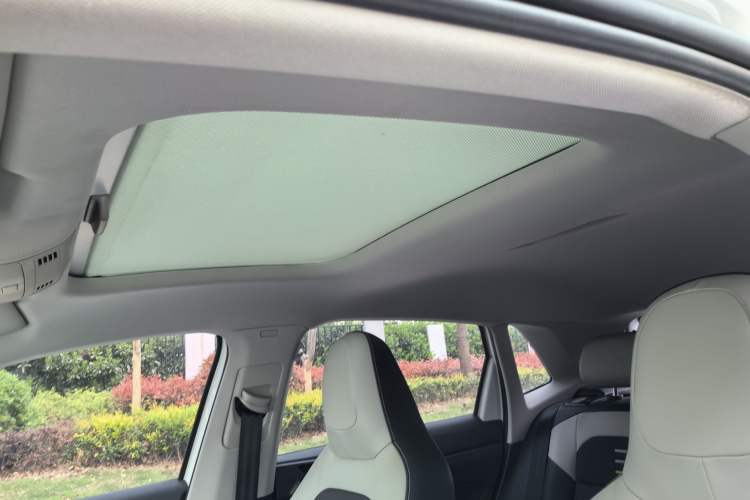 Used Volkswagen Polo 2019 Plus 1.5L Automatic Colorful Technology Edition Headliner