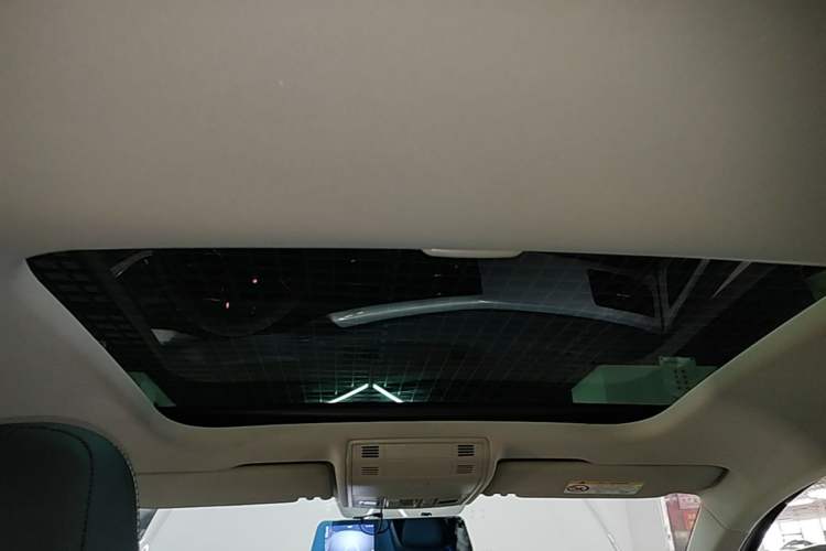 Used Volkswagen Polo 2019 Plus 1.5L Automatic Colorful Technology Edition Headliner