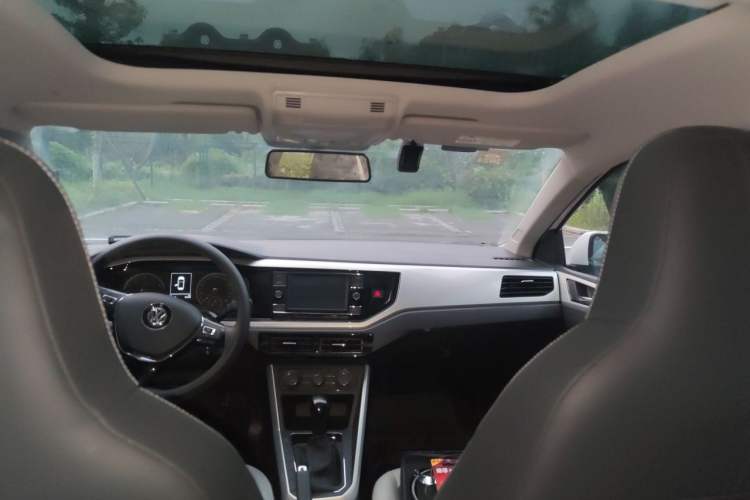 Used Volkswagen Polo 2019 Plus 1.5L Automatic Colorful Technology Edition Headliner