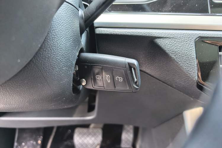 Used Volkswagen Polo 2019 Plus 1.5L Automatic Colorful Technology Edition Interior 1