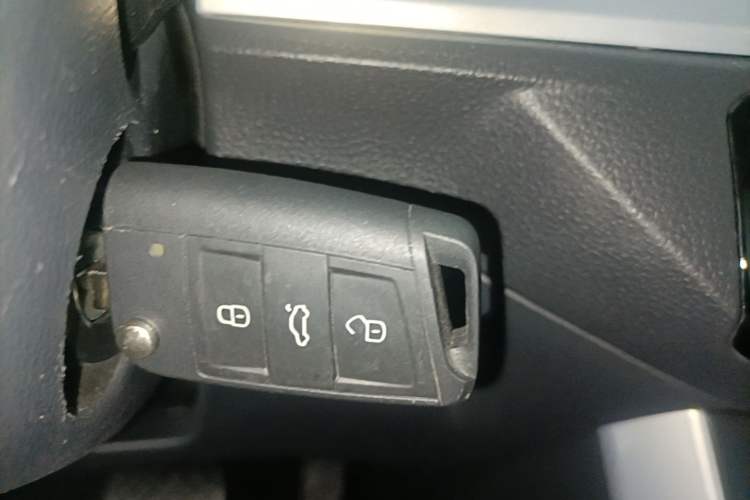 Used Volkswagen Polo 2019 Plus 1.5L Automatic Colorful Technology Edition Interior 1