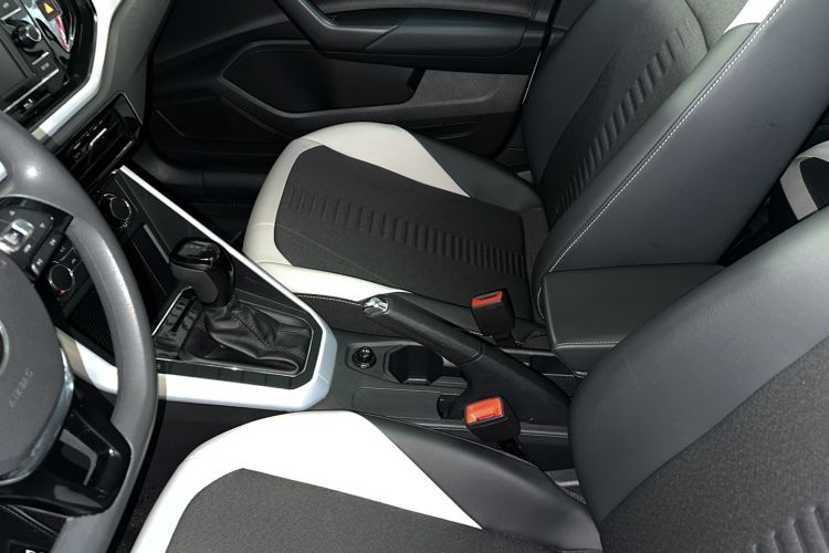 Used Volkswagen Polo 2019 Plus 1.5L Automatic Colorful Technology Edition Interior 4