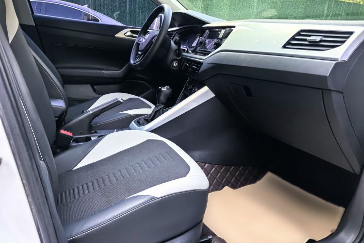 Used Volkswagen Polo 2019 Plus 1.5L Automatic Colorful Technology Edition Interior 6