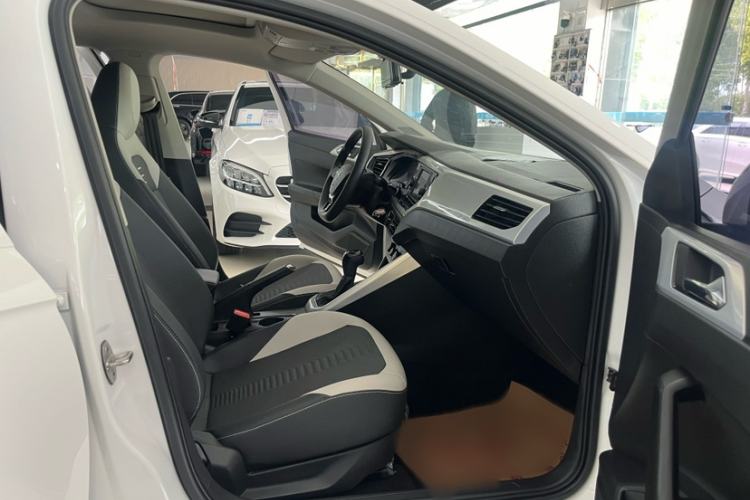 Used Volkswagen Polo 2019 Plus 1.5L Automatic Colorful Technology Edition Interior 7
