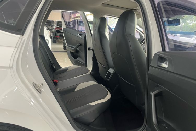 Used Volkswagen Polo 2019 Plus 1.5L Automatic Colorful Technology Edition Interior 8