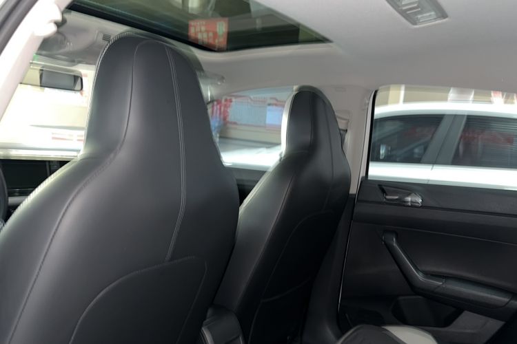 Used Volkswagen Polo 2019 Plus 1.5L Automatic Colorful Technology Edition Interior 8