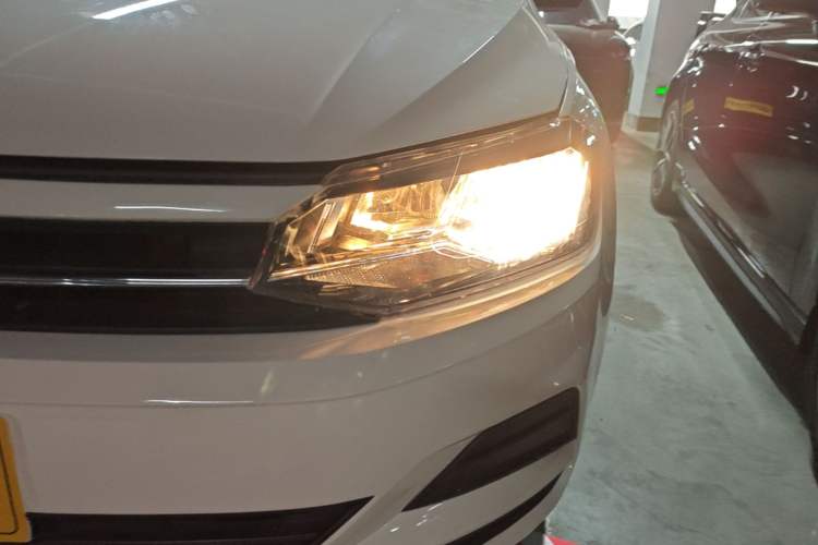Used Volkswagen Polo 2019 Plus 1.5L Automatic Colorful Technology Edition Left Front Headlight