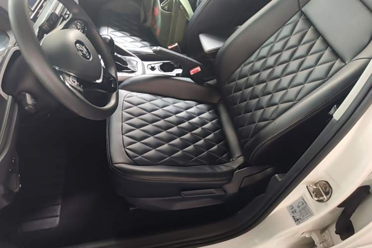 Used Volkswagen Polo 2019 Plus 1.5L Automatic Panoramic Enjoyment Edition Left Front Seat