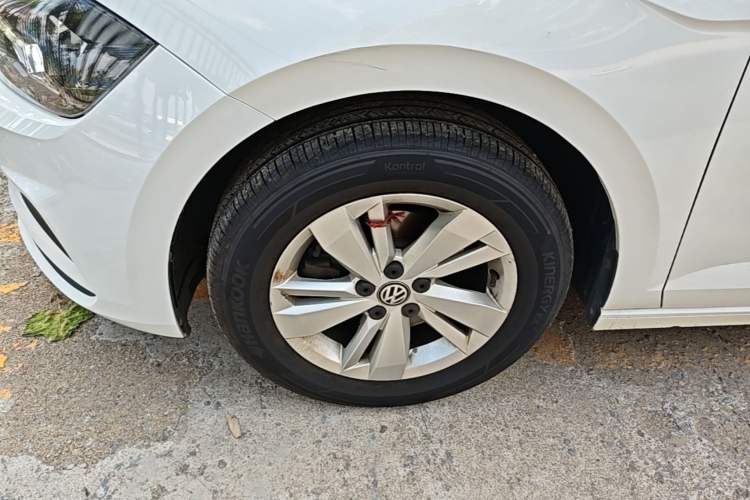 Used Volkswagen Polo 2019 Plus 1.5L Automatic Panoramic Enjoyment Edition Left Front Wheel Hub